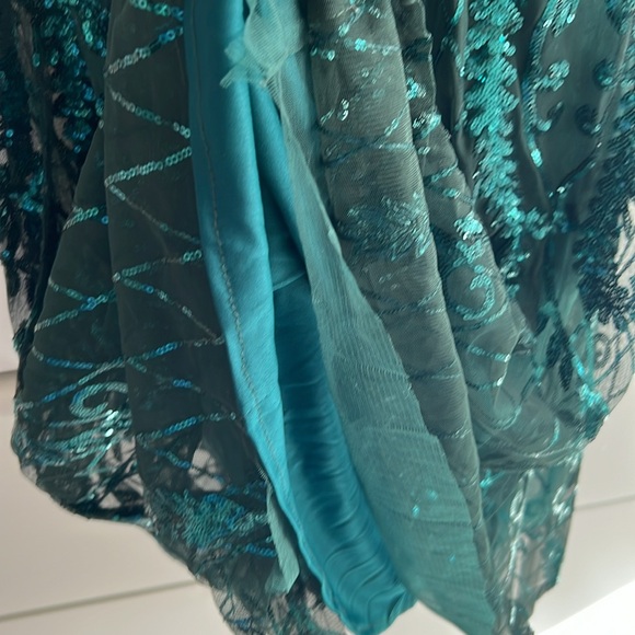 🔥🔥🔥 NWT prom long dress - Picture 4 of 4